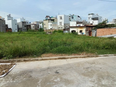 Bán đất mặt tiền hẻm Vườn Điều Quận 7