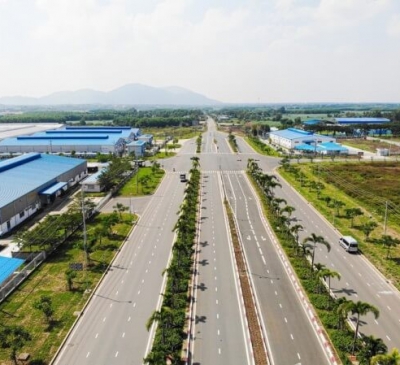 Đẩy mạnh phát triển hạ tầng cơ sở, công nghiệp và TM dịch vụ thúc đẩy Long Thành sớm đạt tiêu